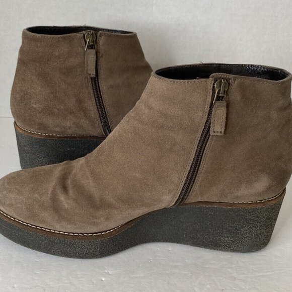Aquatalia Vina Booties 10 Suede Platform Brown Wedge Ankle Boots - Picture 10 of 11